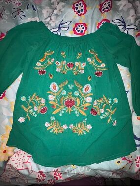 Green Embroidered On or Off Shoulder Peasant Blouse for Women